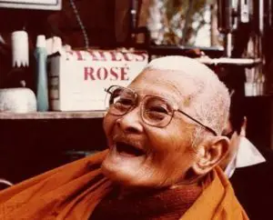 龍婆元 (龍婆Waen) Wat Doi Mae Pang – 師父介紹