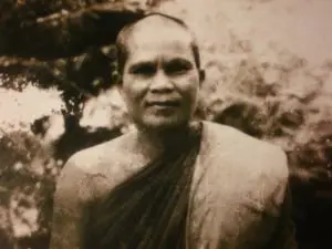 阿贊添 (龍婆添) Wat Chang Hai – 師父介紹