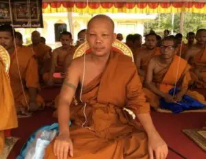 阿贊錠 Wat Sathit Chonlathan (Wat Rai) – 師父介紹