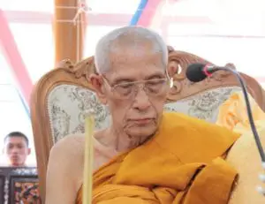 龍婆潘 Wat Ban Paen – 師父介紹