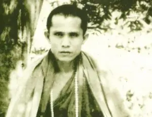 龍婆篇那 LP Pinak (Wat Sanomlao)