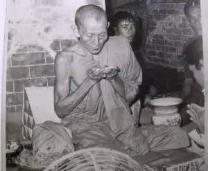 龍婆貴 Wat Khositaram – 師父介紹