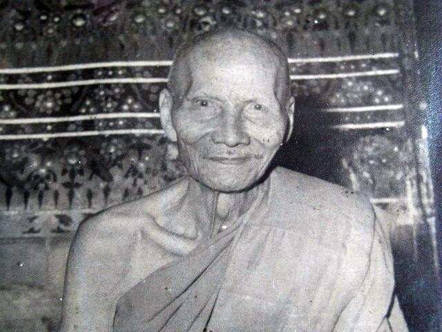 龍婆爹 Wat Sam Ngam - 師父介紹, 封面圖