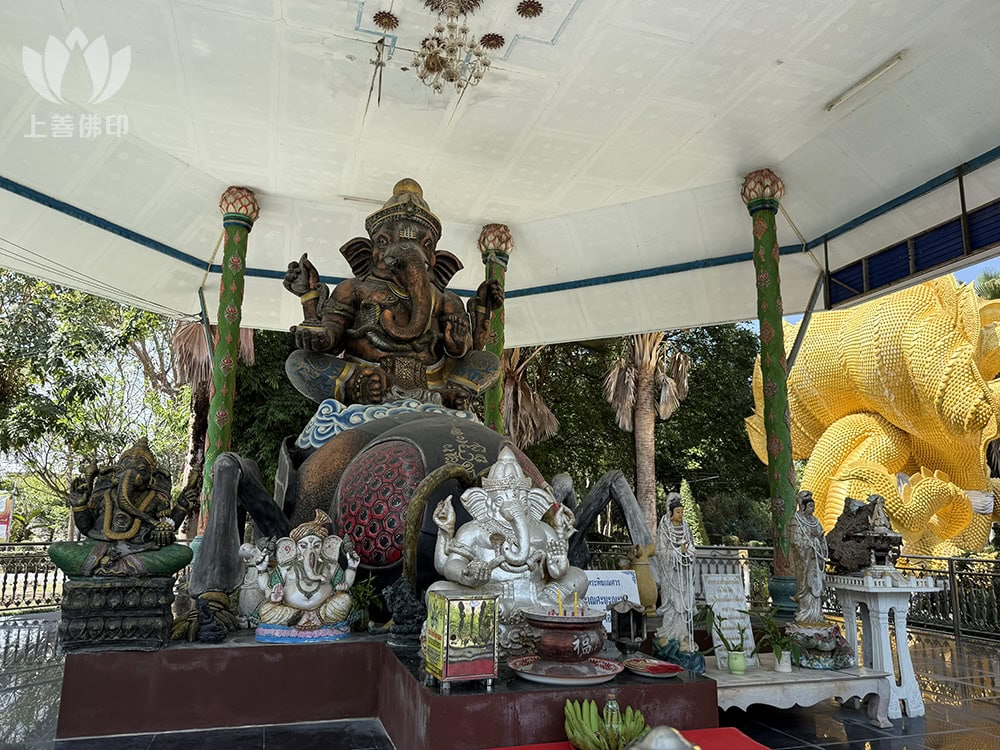 龍婆絕 Wat Pho Setthi Wanaram - 寺廟介紹封面圖