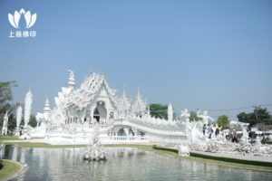白廟 (靈光寺) Wat Rong Khun – 寺廟介紹