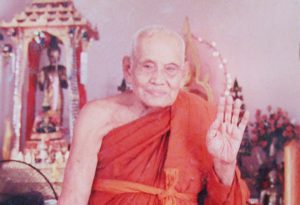 龍婆燙 (龍婆通) Wat Pako Suwannaram – 師父介紹