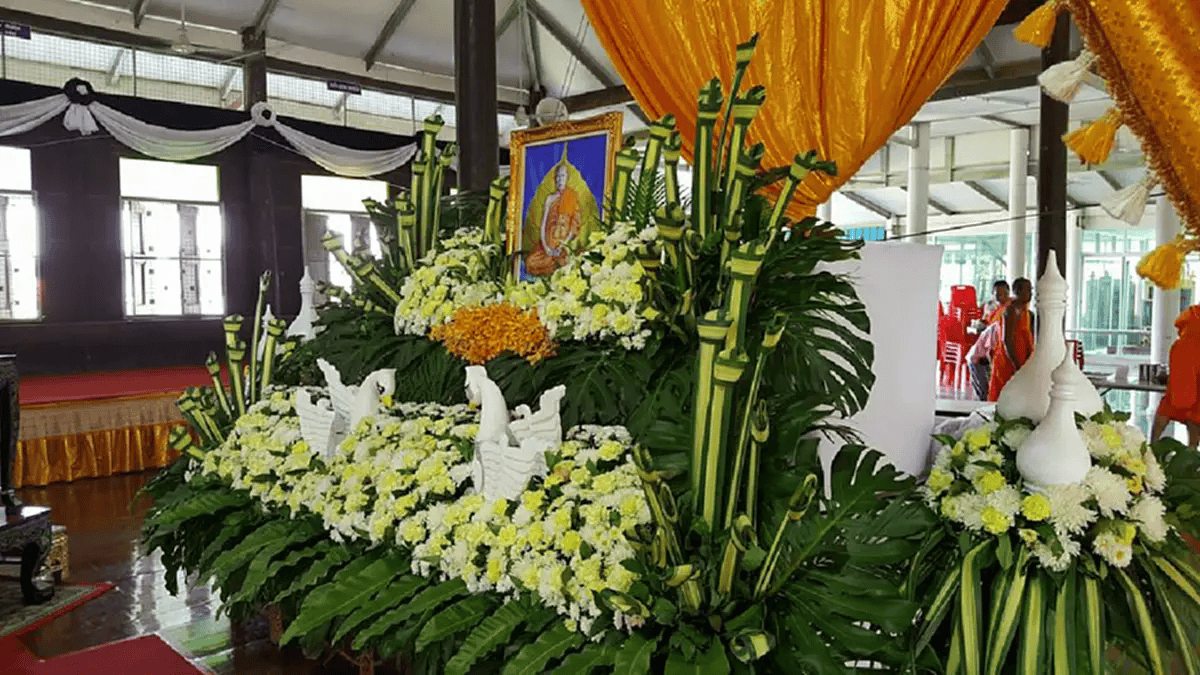 安詳示寂於Wat Pho Khoi 自身寮房，享壽89歲