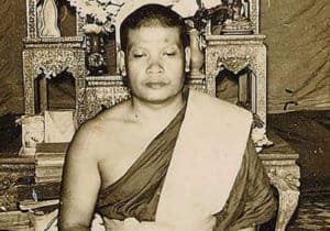 龍婆神尼 Wat Lam Bua Loi – 師父介紹