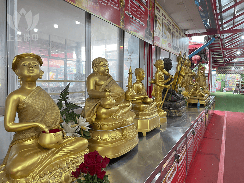 Wat Chulamanee 寺廟內的供奉型