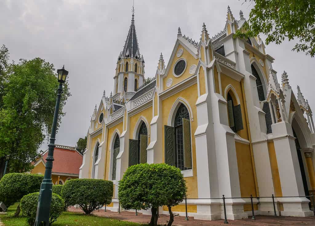 大城府Wat Niwet Thamprawat寺廟