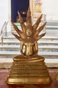 泰國星期六蛇神護法佛像