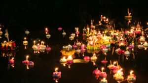 泰國水燈節：傳統與祝福交織的夜晚
