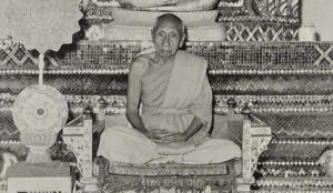 龍婆塔 Wat Krabok Kuen Phueng – 師父介紹
