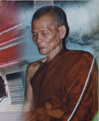 龍婆堪潘 (龍婆甘盤) Wat That Mahachai - 師父晚年照片