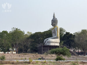 龍婆實韻 (龍婆沙孔) Wat Phai Phan Mue – 寺廟介紹