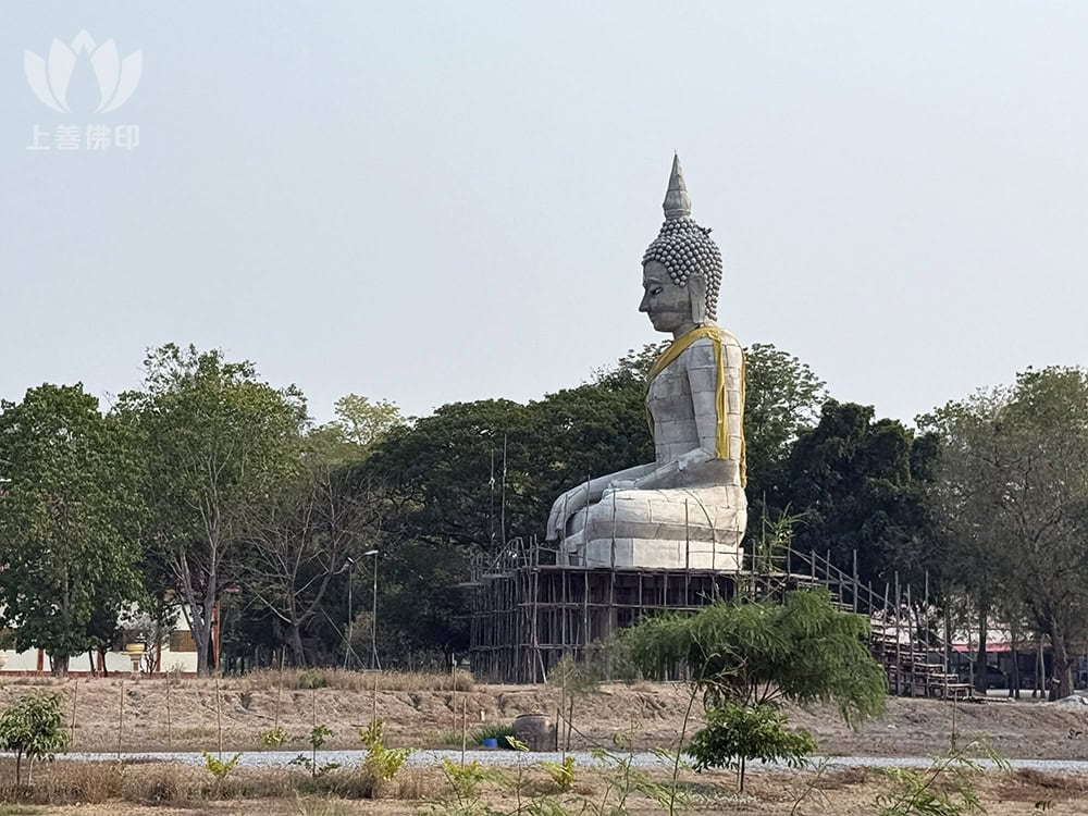 龍婆實韻 (龍婆沙孔) Wat Phai Phan Mue – 寺廟介紹, 封面圖