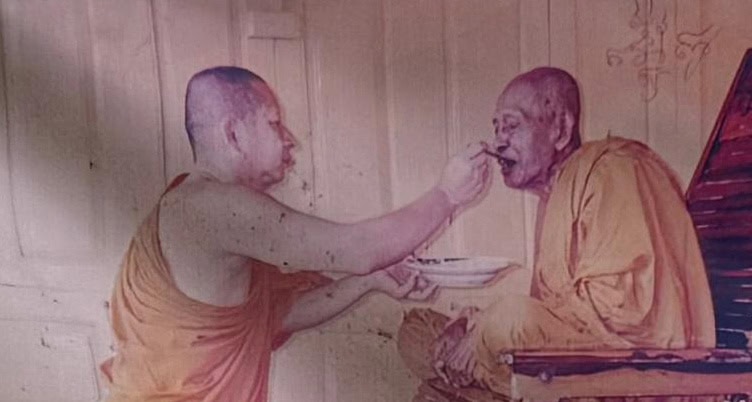 龍婆稱 (龍婆趁)師父晚年很慘, 要人喂進食